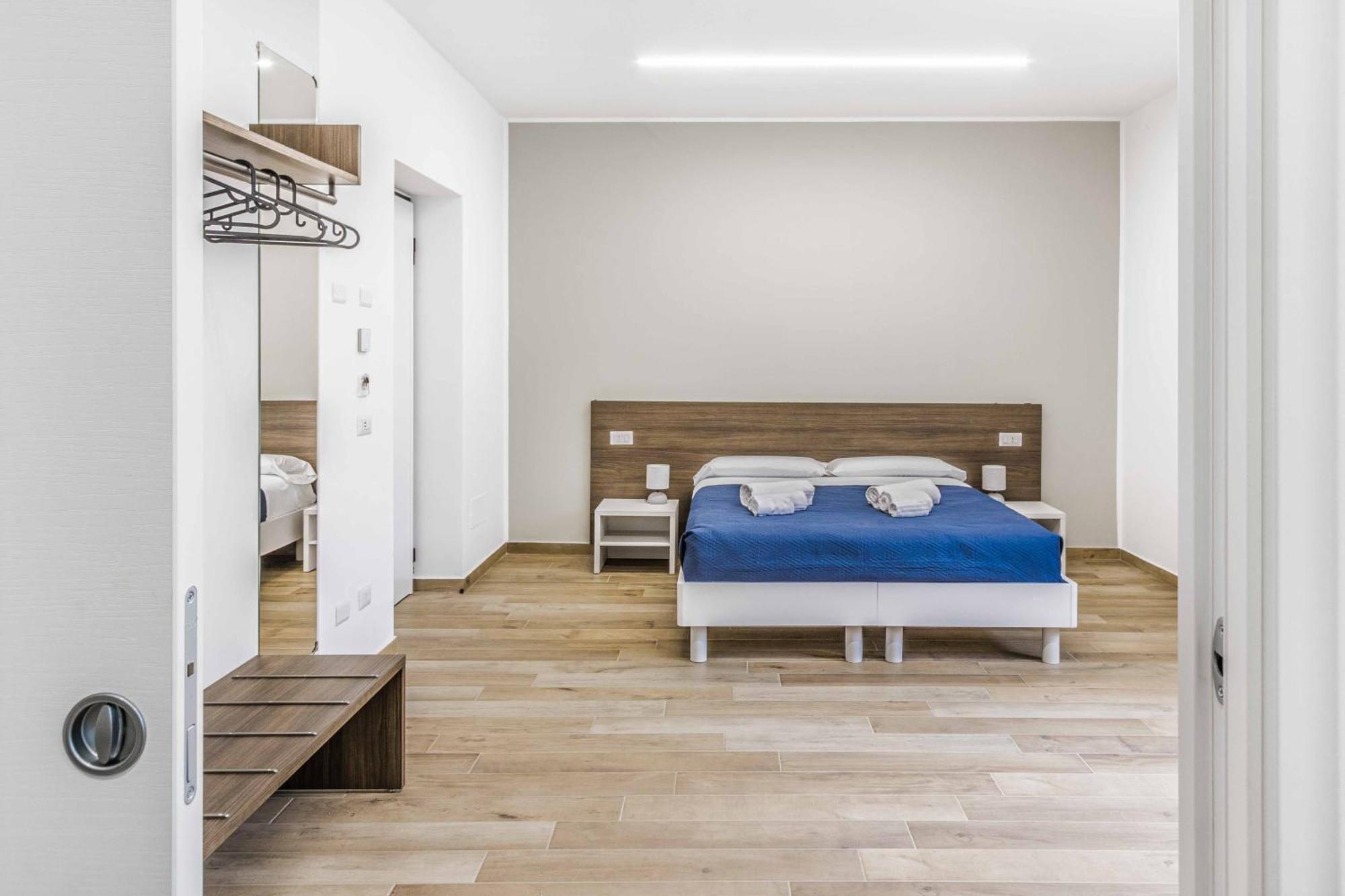 La Perla Rooms Saronno Esterno foto
