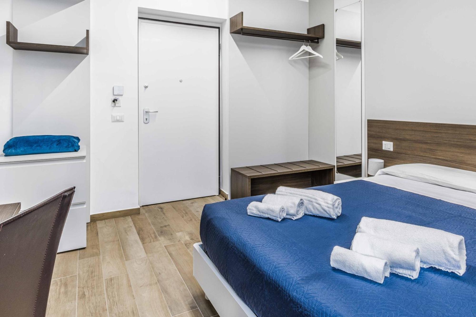 La Perla Rooms Saronno Esterno foto
